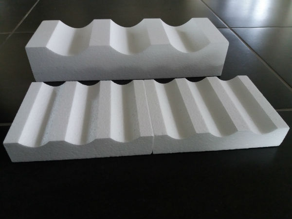 beschermende verpakking, styrofoam verpakking, EPS schokdempende verpakking, EPS bescherming, piepschuim verpakking, piepschuim maatwerk, styrofoam maatwerk, transport verpakkingen,styrofoam verpakkingen, verpakking voor autosector, glasbescherming, flessenbescherming, EPS profielen, EPS blokken, EPS hoeken, EPS pallets